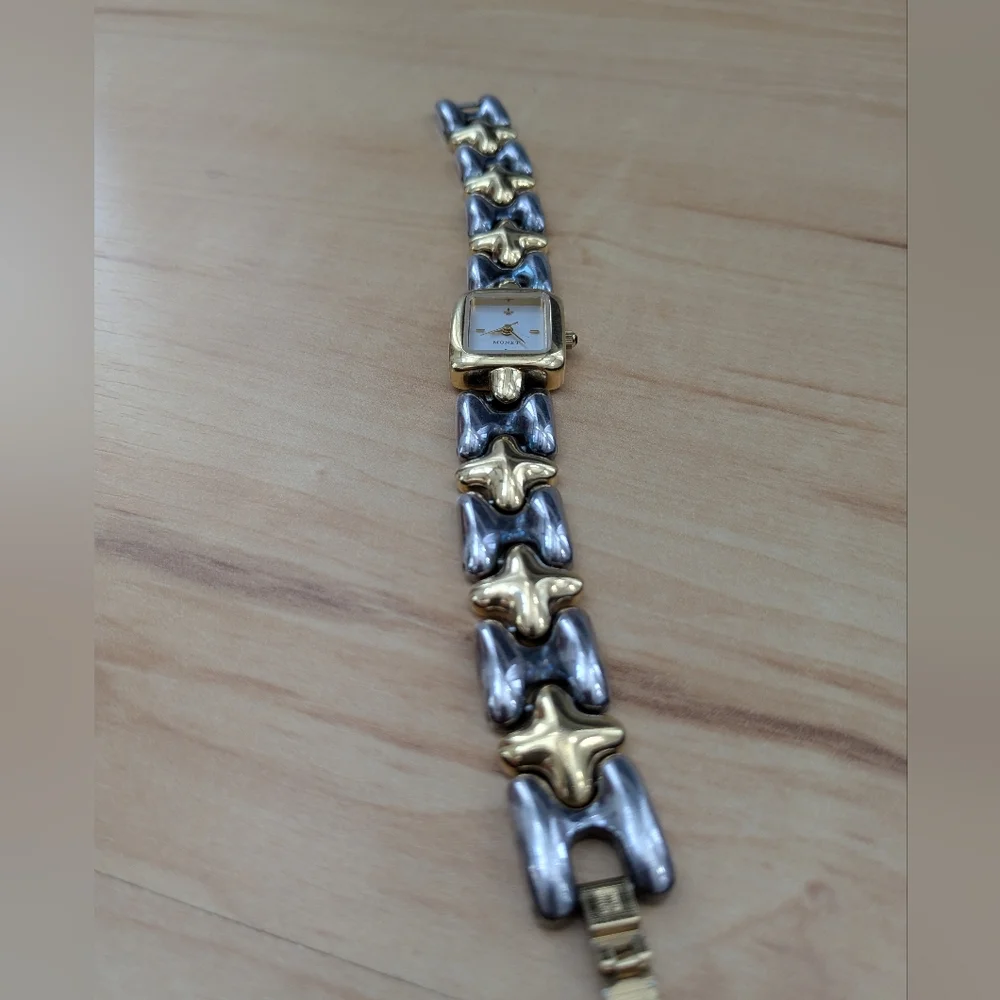 Vintage Monet 1980s Two-Tone Gold and Silver Sculptural Link Bracelet Watch - Picture 3 of 11